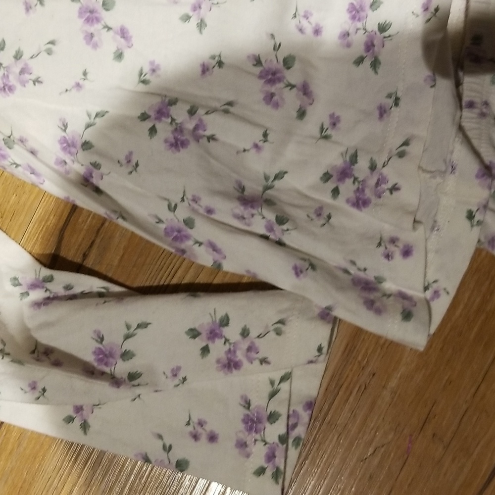 Lauren Ralph Lauren cream  w/purple flowers long sleeve pajamas sz 2X EUC - Picture 4 of 8